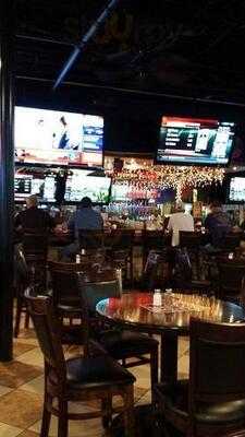 Coaches Sports Bar & Grill
