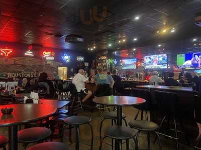 Coaches Sports Bar & Grill