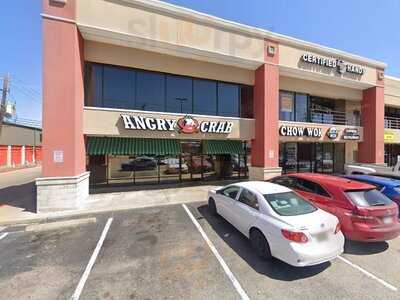 V's Thai Restaurant & Bar