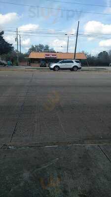 Hartz Chicken Buffet