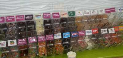 Menchie's Gulfgate Frozen Yogurt