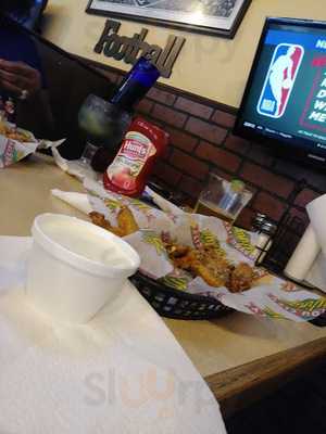 Bayou City Wings-fuqua