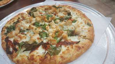 Maria's Pizza & Burgers