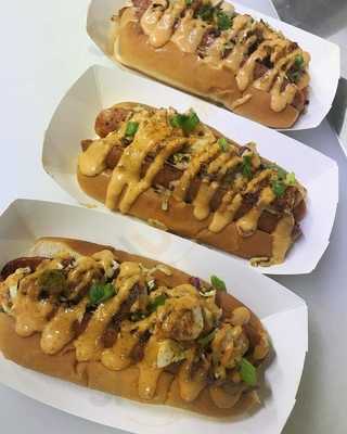 The Duck Off Sports Bar & Grill