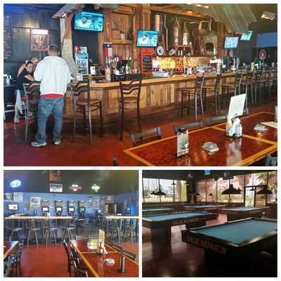 R House Bar And Grill