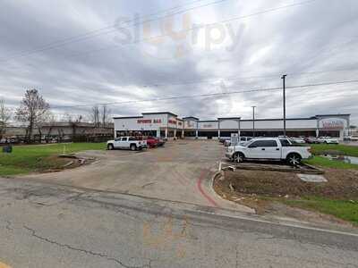 R House Bar And Grill