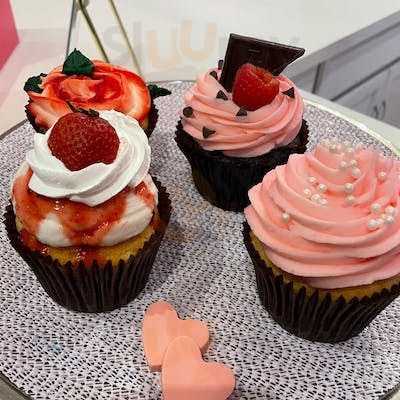 Smallcakes Central Houston