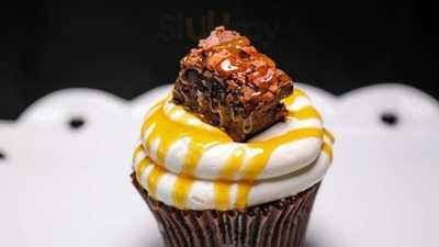 Sugar Too Cake Gallery