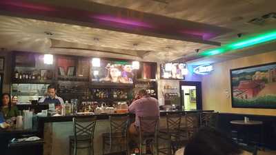 El Pulgarcito Cafe & Bar