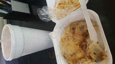 Pupusas Y Antojitos Julia