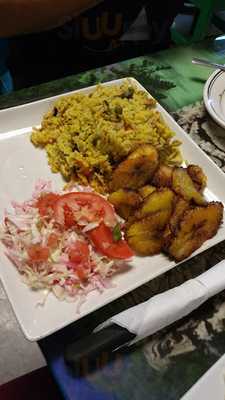 El Catrachito Restaurant