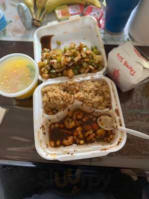 Szechwan Wok Chinese Cafe