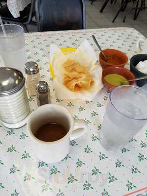 Las Fuentes Taqueria