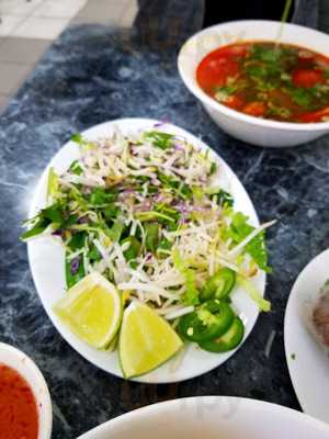 Pho Chin Restaurant
