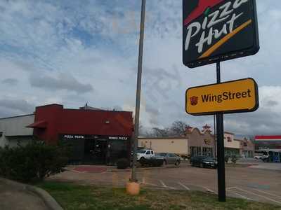 Wingstreet