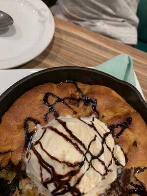 Ember & Greens Restaurant And Bar