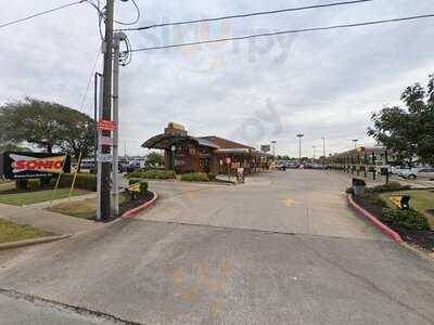 Sonic Drive-in