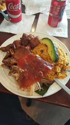 El Caldero Boricua Restaurante