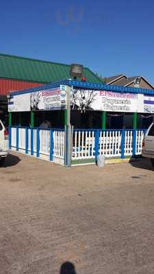 Sauceno Pupuseria Y Taqueria