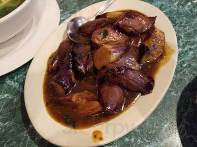 May's Ice Cream & Vegatarian Cafe