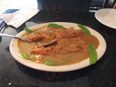 May's Ice Cream & Vegatarian Cafe