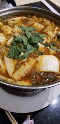 May's Ice Cream & Vegatarian Cafe