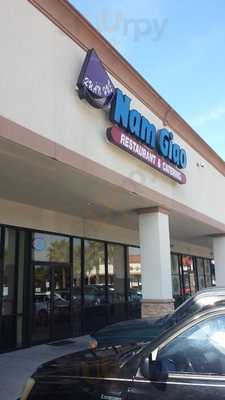 Si Me Restaurant Bar & Grill