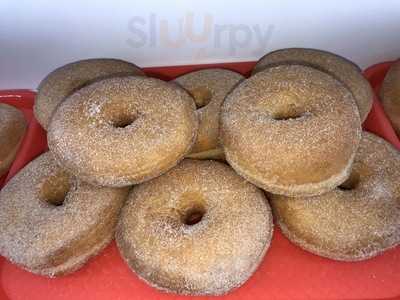 Dinas Donuts