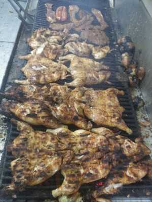 Pollos Asadas Monterrey