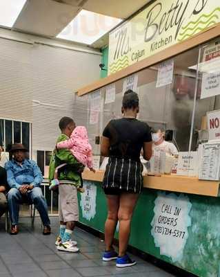 Ms Betty's Kitchen