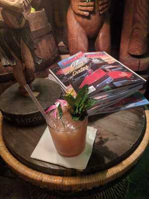 F2 Eatery Bar & Lounge