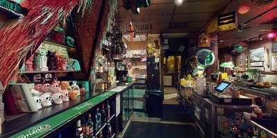 F2 Eatery Bar & Lounge