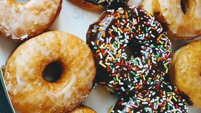 Daylight Donuts