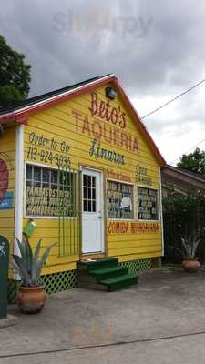 Beto's Taqueria Linares