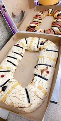 Panaderia Y Pasteleria Lesly