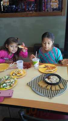 Cicis Pizza