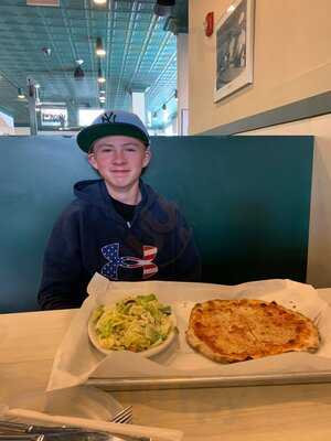 Frank Pepe Pizzeria Napoletana