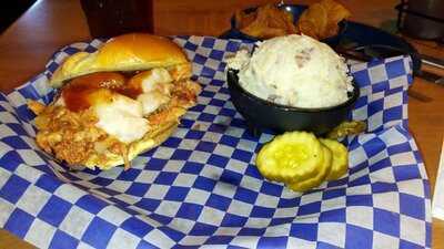 Famous Dave's Bar-b-que Peoria-glendale