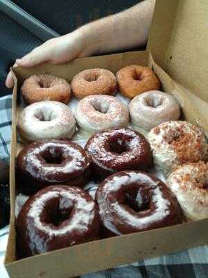Duck Donuts
