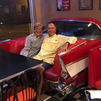 Fox's Pizza Downtown Brunswick