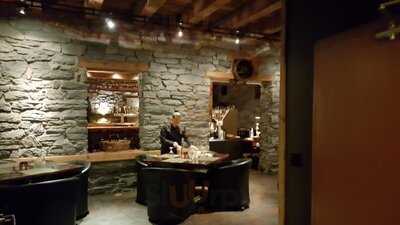 Cork & Cap Restaurant