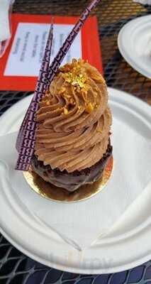 Bistro Barberet & Bakery