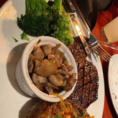 Jb Dawson's Restaurant & Bar