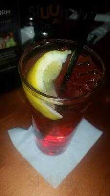 Lakeside Bar & Grill