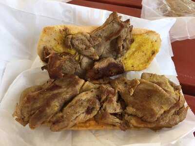 Willie's Wee-nee Wagon