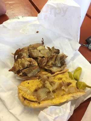 Willie's Wee-nee Wagon