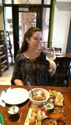 El Canton Firewood Pizzeria