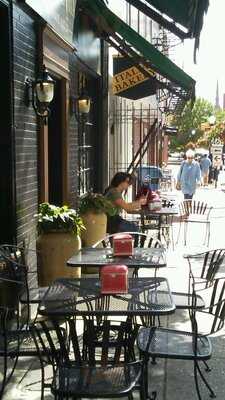 La Dolce Vita Courthouse Bakery