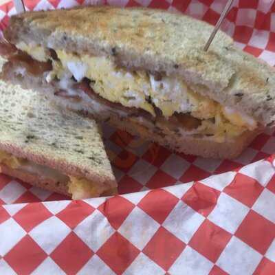 Rayner's Chocolate And Coffee Shop