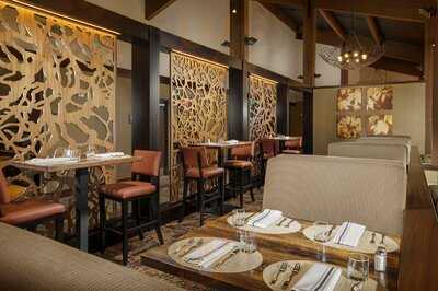 Currents At The Riverhouse